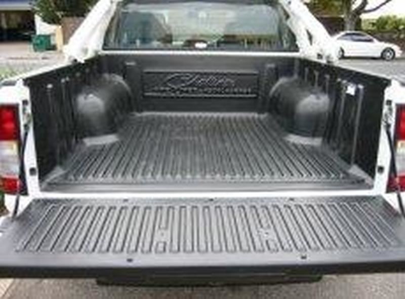 Ute Liner Nissan Navara D22