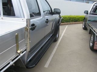 Picture of Opposite Lock 4 x 4 Side Rails and Side Steps