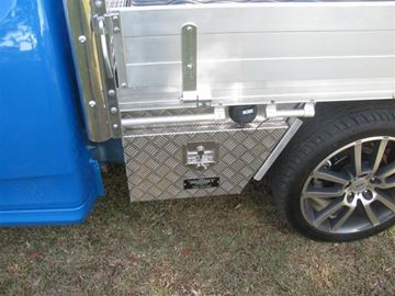 Picture of Diamond T Under body toolboxes