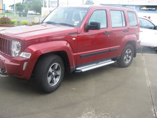 Picture of Kingsley Side Steps to suit KK Jeep Cherokee