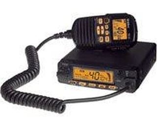 Picture of Uniden 8060S UHF with remote mike