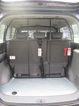Picture of Hyundai I-load cargo barrier behind rear seats