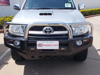 Picture of Dobinsons Stainless Loop Bullbar - Suits Hilux