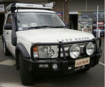 Picture of Discovery 3 OL post style bullbar