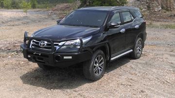 Picture of Fortuner OL Triple Loop Bullbar