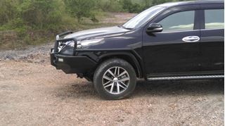 Picture of OL siderails and steps - Suits Fortuner