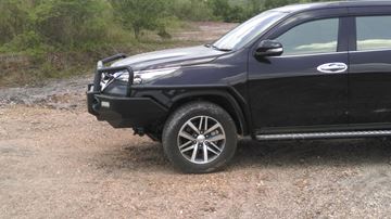 Picture of OL siderails and steps - Suits Fortuner