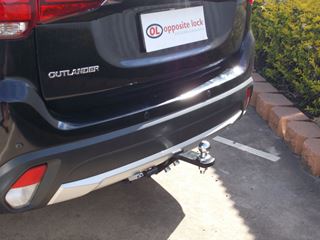 Picture of Hayman Reese Towbar - Mitsubushi Outlander