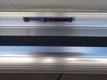 Picture of Kingsley Stepboards - Nissan D22