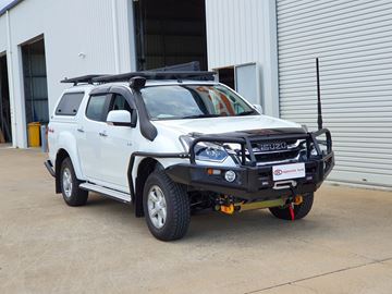 Picture of Dobinsons Siderails and Steps - Isuzu DMAX (02/17 on)